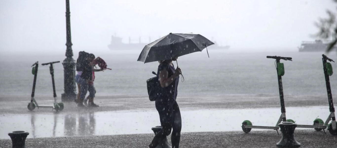 Κακοκαιρία με καταιγίδες και χαλάζι αλλά και υψηλές θερμοκρασίες με σκόνη από την Αφρική! - Από το Σάββατο βελτίωση